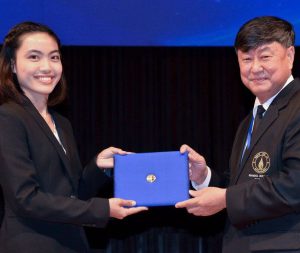 ขอแสดงความยินดีกับ นางสาวพัชรี มั่นคง